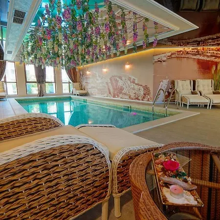 Комплекс Harmony Suites Monte Carlo Двустаен Апартамент Apartment Slantschew brjag
